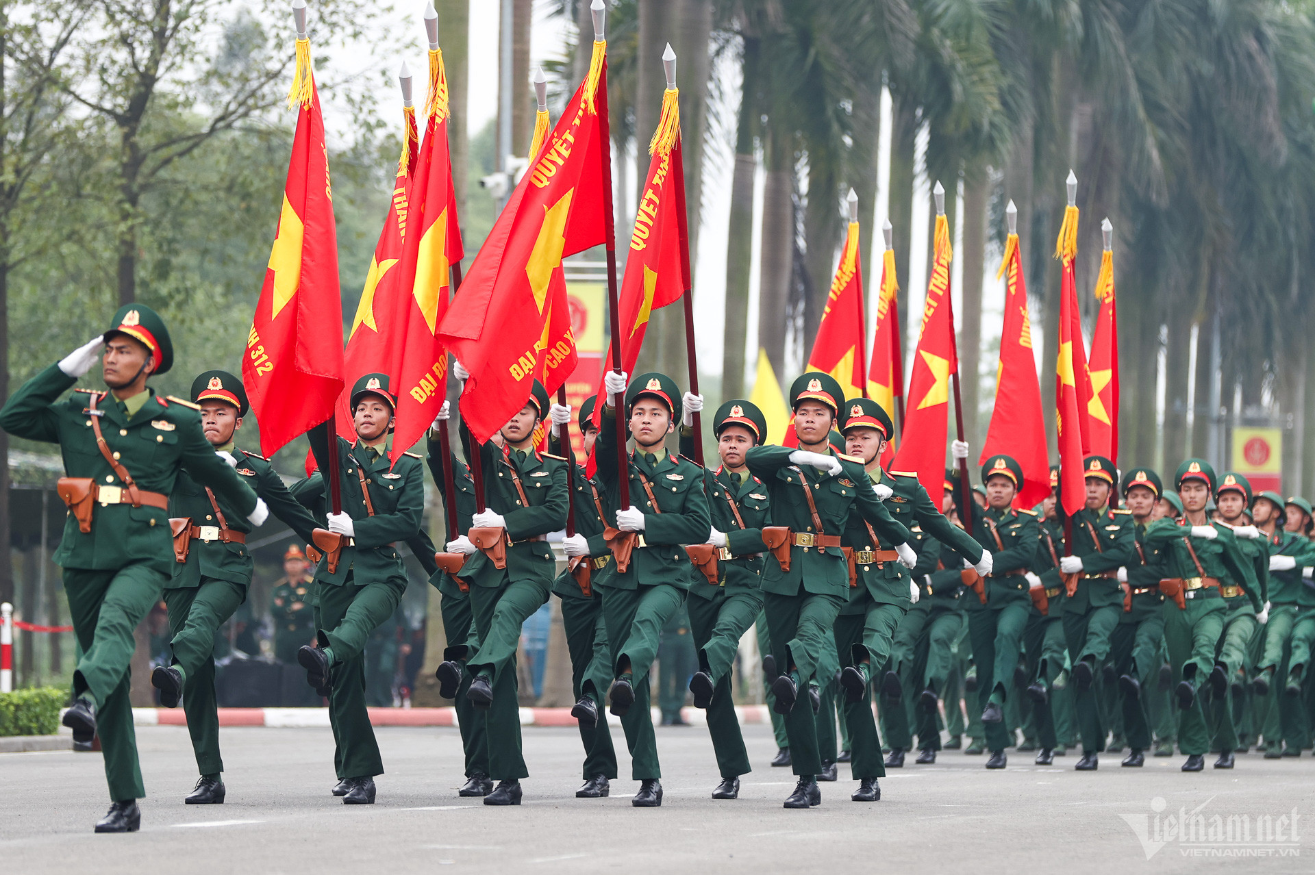 Hơn 3.000 chiến sĩ hợp luyện diễu binh kỷ niệm Chiến thắng Điện Biên Phủ 