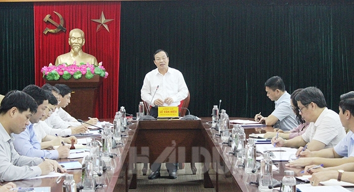 VIDEO: Phó Bí thư Thường trực Tỉnh ủy kiểm tra công tác chuẩn bị bầu cử tại Chí Linh
