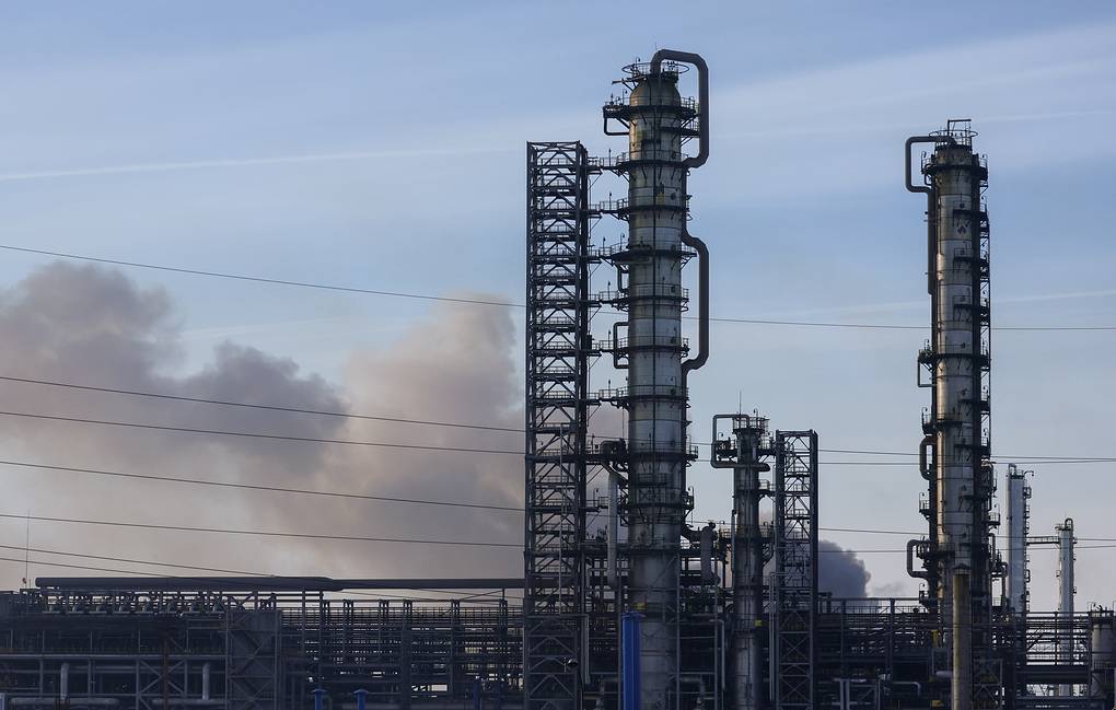 Chiến lược Ukraine tấn công nhà máy lọc dầu của Nga đang phát huy tác dụng? 