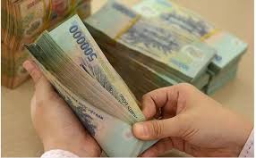 Chính phủ yêu cầu báo cáo Bộ Chính trị về cải cách tiền lương trong tháng 5 