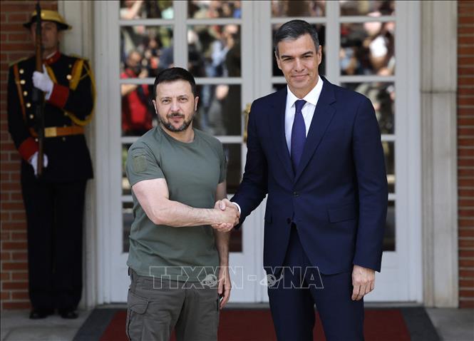 Tổng thống Ukraine thăm Tây Ban Nha 