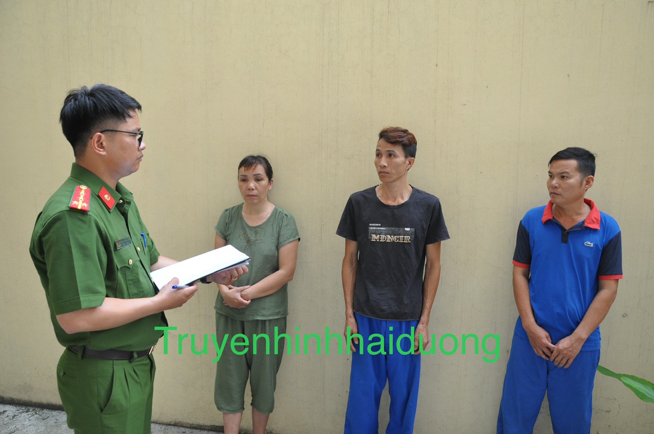  Công an huyện Bình Giang bắt giữ nhóm đối tượng trong đường dây mua bán trái phép chất ma túy 