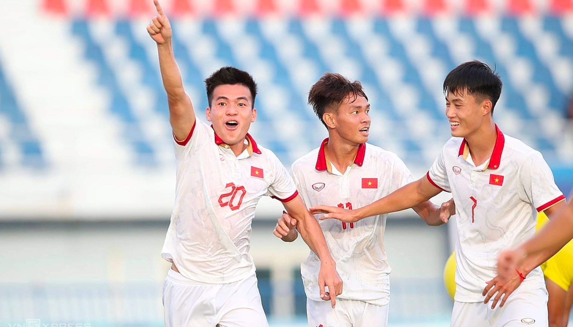 U23 Việt Nam thẳng tiến vào chung kết sau trận thắng áp đảo Malaysia 