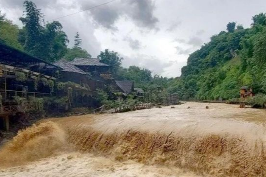 Giải pháp nào phòng, chống sạt lở, lũ quét?