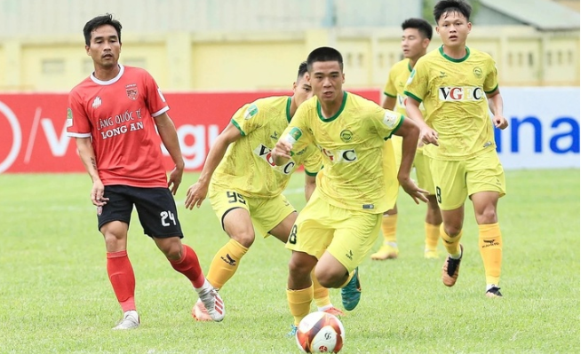 Từng có biệt danh 'siêu nhân', cựu cầu thủ HAGL không tìm được việc ở V.League