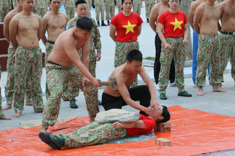 Công binh Việt Nam trình diễn kỹ năng bảo vệ hòa bình 