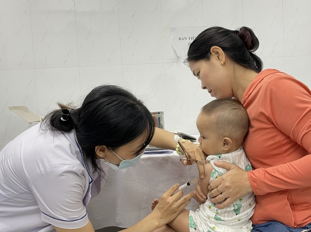 Cả nước lại thiếu vaccine tiêm chủng mở rộng