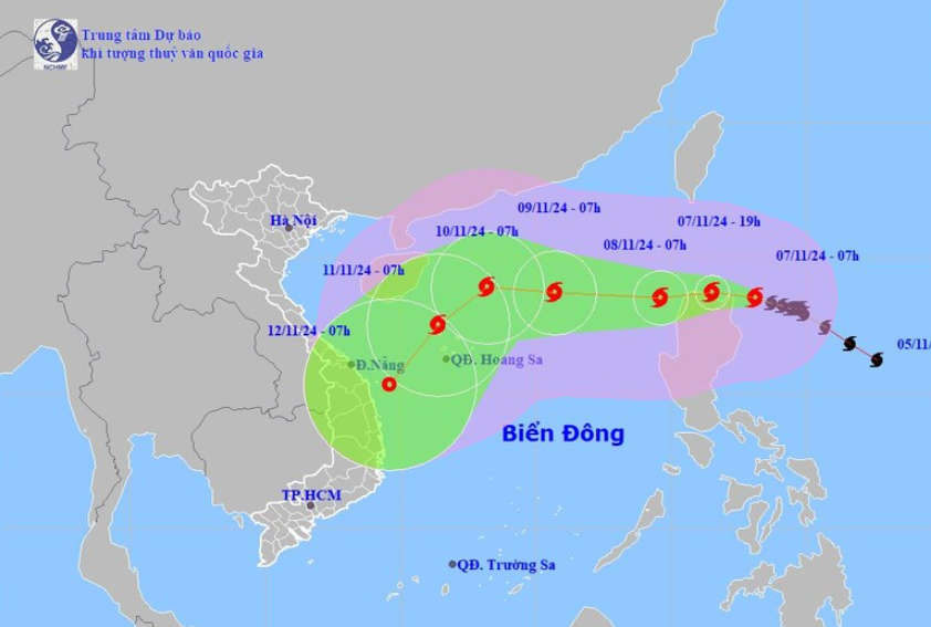 Bão số 9 suy yếu dần trên Biển Đông