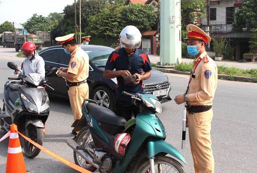 Phạt hơn 22 tỷ đồng lái xe vi phạm Luật giao thông đường bộ