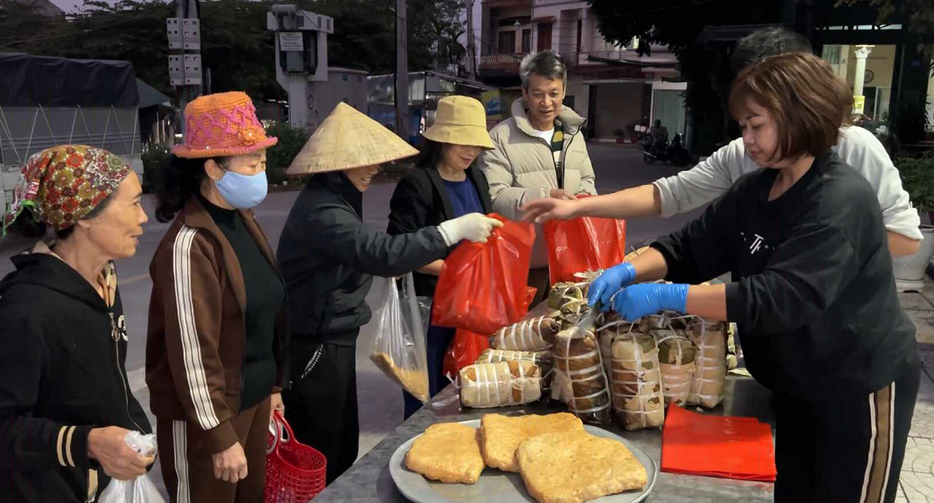 LÀNG GIÒ CHẢ GIA LỘC VÀO VỤ TẾT