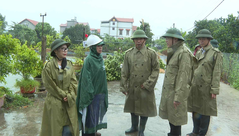 PHÓ CHỦ TỊCH THƯỜNG TRỰC HĐND TỈNH KIỂM TRA, CHỈ ĐẠO ỨNG PHÓ VỚI BÃO SỐ 3