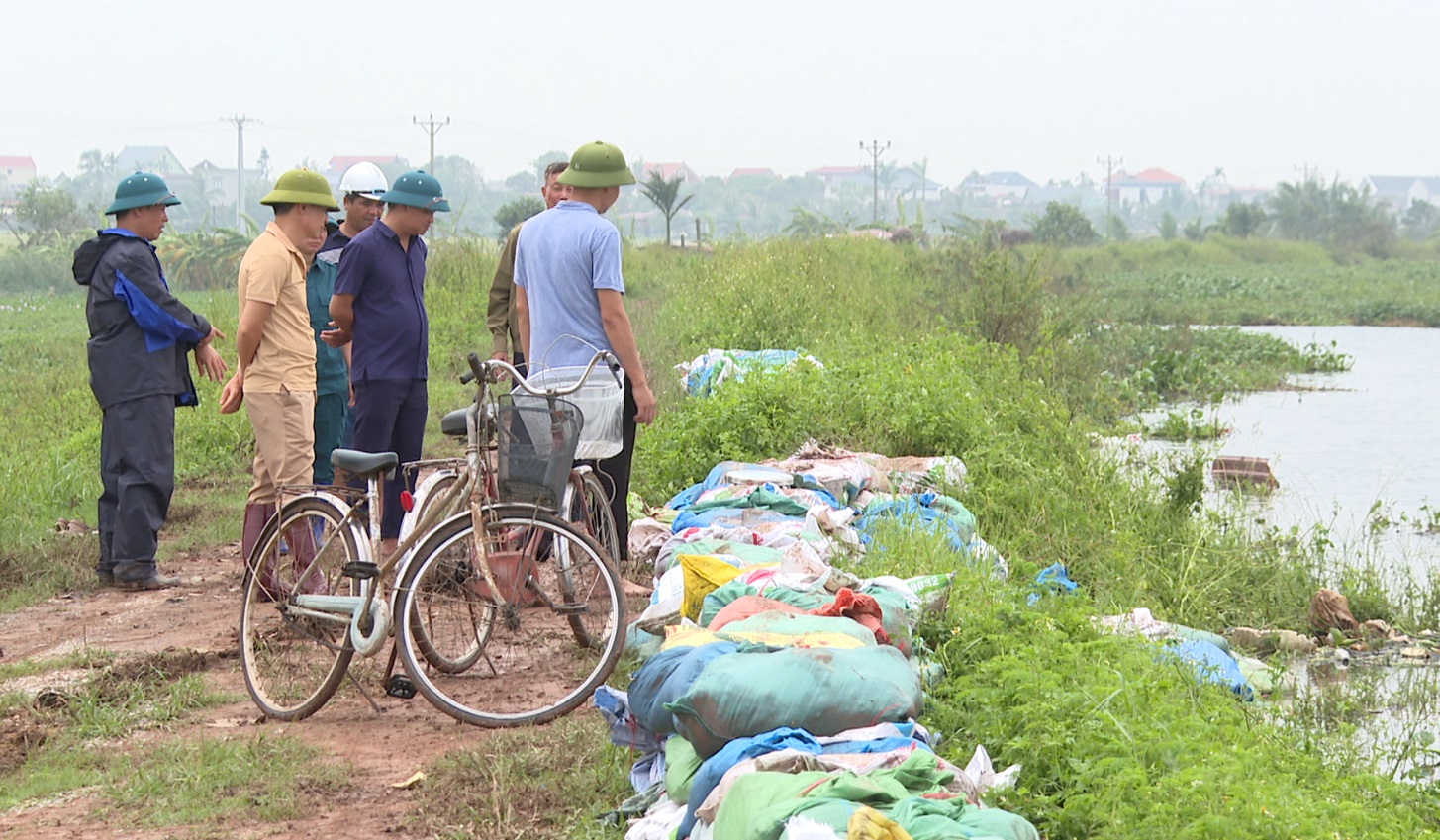 KHẮC PHỤC HẬU QUẢ MƯA BÃO 