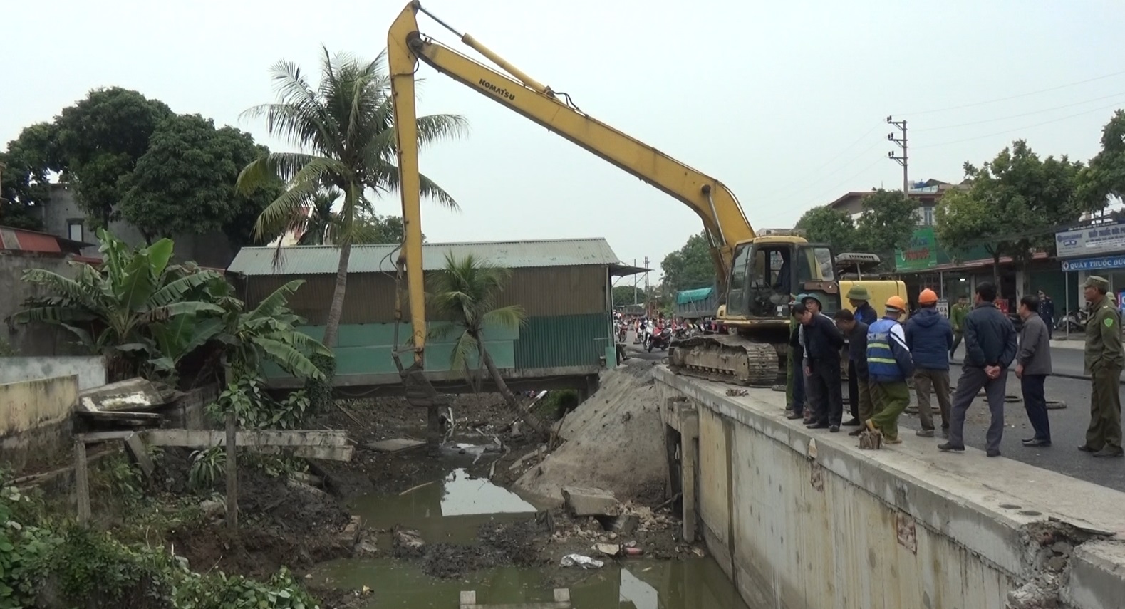 PHÓNG SỰ: DÂN VẬN KHÉO TRONG CÔNG TÁC GIẢI PHÓNG MẶT BẰNG