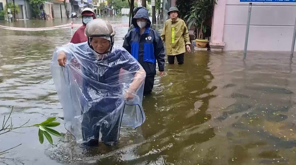 THÀNH PHỐ HẢI DƯƠNG TÔN VINH 16 CÔNG DÂN TIÊU BIỂU NĂM 2024